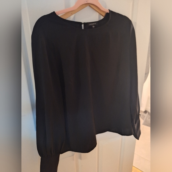 Beautiful Black long-sleeved blouse - Picture 1 of 4